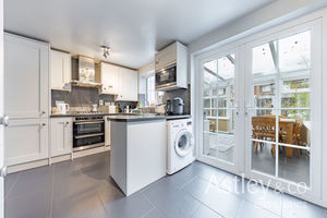 kitchen- click for photo gallery